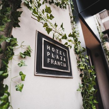 Esplendor by Wyndham Buenos Aires Plaza Francia