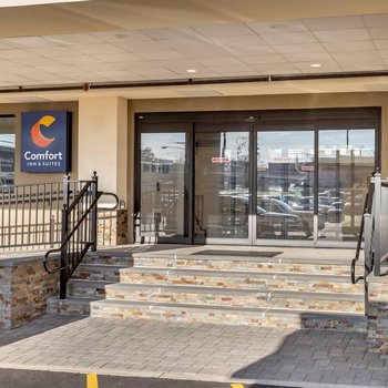 紐瓦克自由國際機場舒適套房酒店