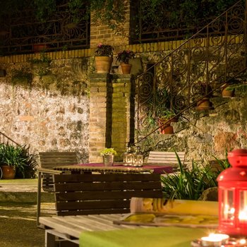 Santonofrio Apartments