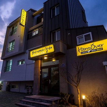 海中睡眠度假屋