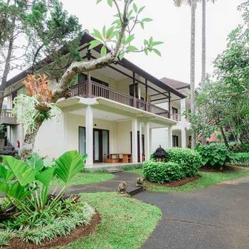 Pertiwi Resort & Spa