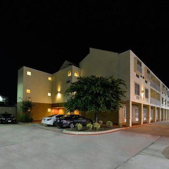 Best Western Plus Rockwall Inn Suites