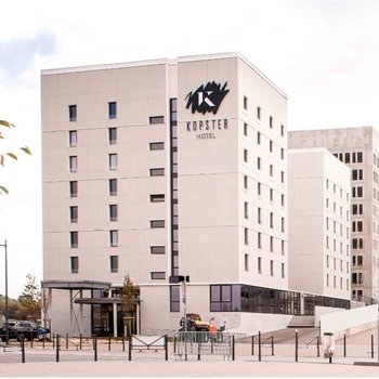 里昂安盟體育場科普斯特爾酒店