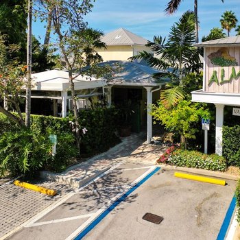 Almond Tree Inn - Adults Only