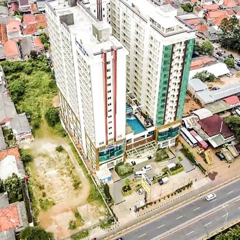 Golden Tulip Essential Tangerang