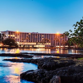 Castle Hilo Hawaiian Hotel