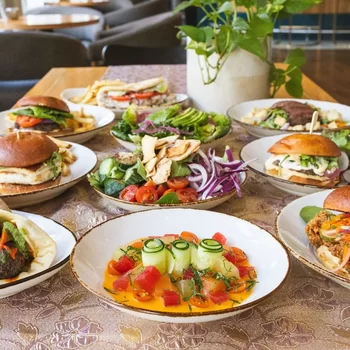 沙特克廣場酒店