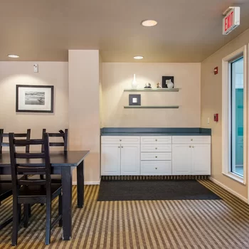 珊瑚公寓套房酒店