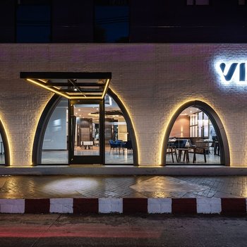 Vix Bangkok @ Victory Monument