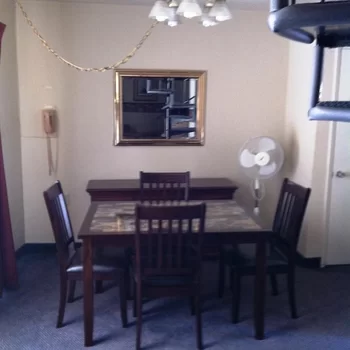 Americas Best Value Presidents Inn on Munras