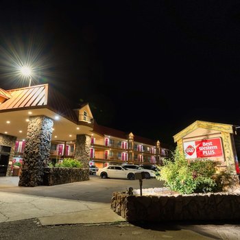 Best Western Plus Yosemite Way Station Motel