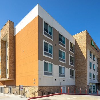 Holiday Inn Express & Suites San Jose – Silicon Valley