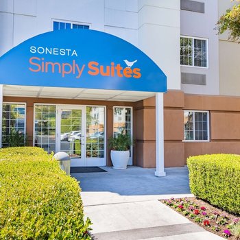 Sonesta Simply Suites Arlington