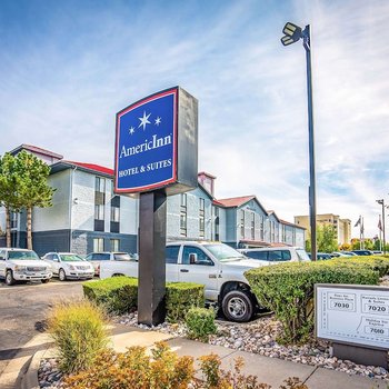 AmericInn by Wyndham Denver Airport