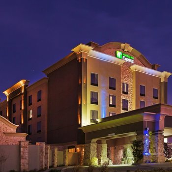 Holiday Inn Express Frisco Legacy Park Area