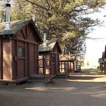 Roosevelt Lodge & Cabins - Inside the Park