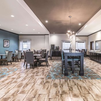 La Quinta Inn & Suites by Wyndham Dallas Grand Prairie South