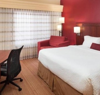 傑克遜里奇蘭萬怡酒店