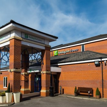 Holiday Inn Express Manchester - East