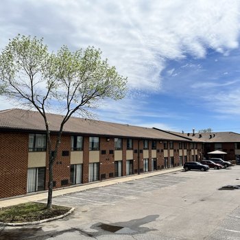 Econo Lodge Airport