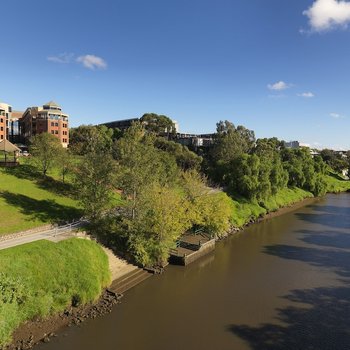 Amora Hotel Riverwalk