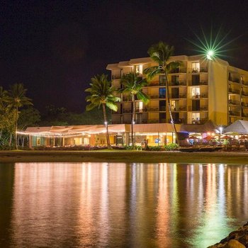 Courtyard by Marriott King Kamehameha's Kona Beach Hotel