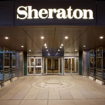 Sheraton Gateway Hotel in Toronto International Airport