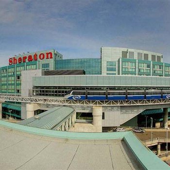 Sheraton Gateway Hotel in Toronto International Airport