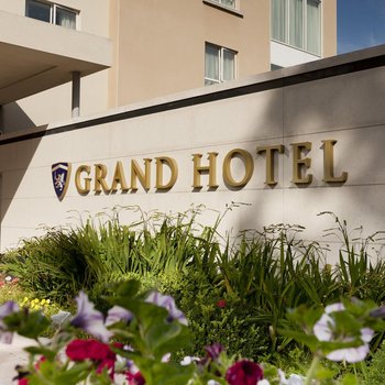 Grand Hotel