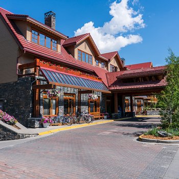 Banff Ptarmigan Inn