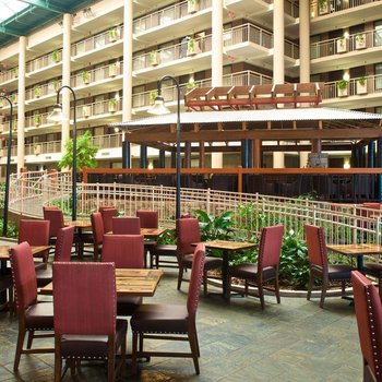 Embassy Suites by Hilton Syracuse