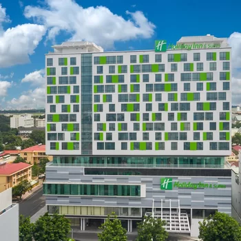 Holiday Inn & Suites Saigon Airport