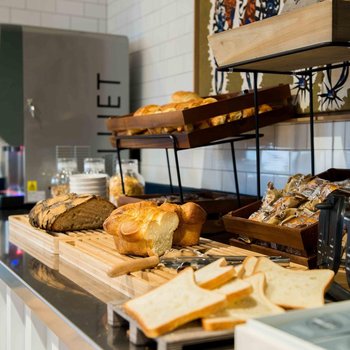 里昂安盟體育場科普斯特爾酒店