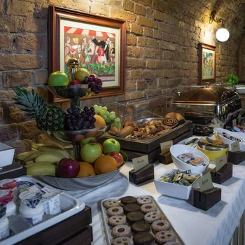 棉花樓布達佩斯酒店