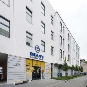 Dean's Home Budapest