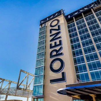 達拉斯洛倫佐希爾頓啟繽精選酒店