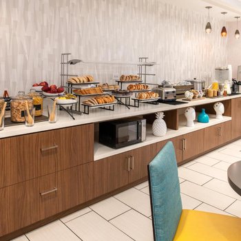 Staypineapple, Hotel Z, Gaslamp Quarter San Diego
