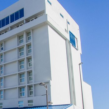 TRYP by Wyndham Isla Verde