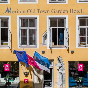 Meriton Old Town Garden Hotel