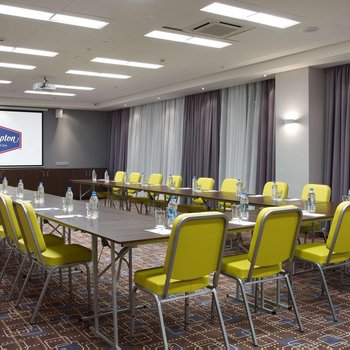 Hampton by Hilton Moskva Strogino Hotel