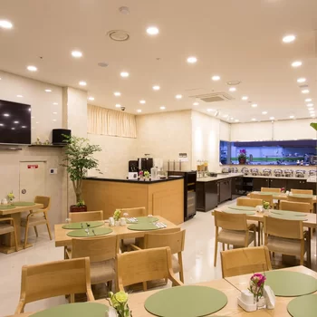 CS Avenue Tourist Hotel