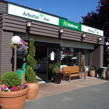 Arbutus Inn