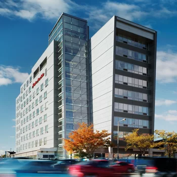 Hampton Inn & Suites Boston Crosstown Center