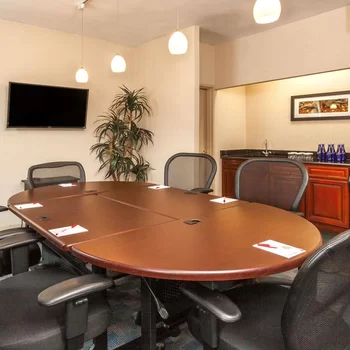 澤西市華美達酒店