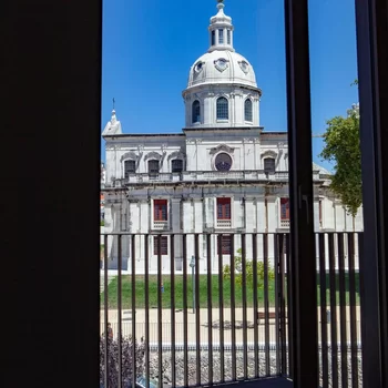 里斯本酒和書店酒店