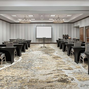 Embassy Suites by Hilton Dulles North Loudoun