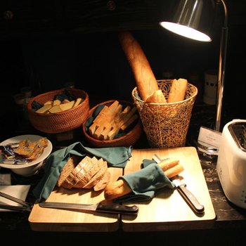 Manoir des Arts Hotel