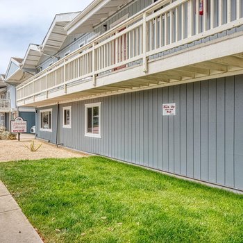 莫羅貝海港屋酒店