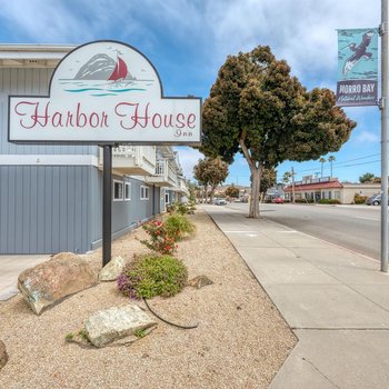 莫羅貝海港屋酒店