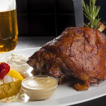 U茲拉提努澤克酒店